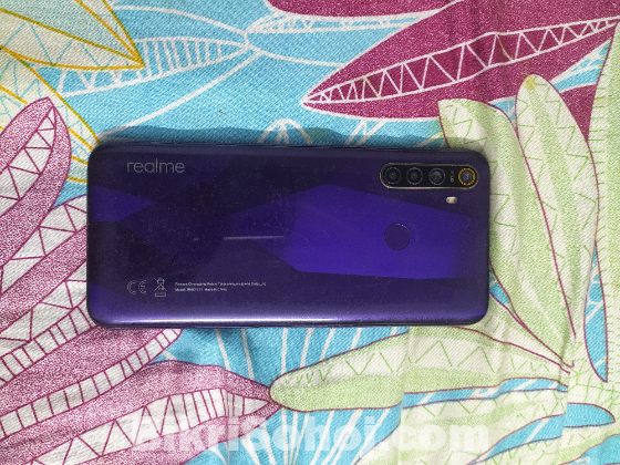 Realmi 5